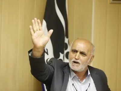 اولیایی: این خصوصی‌سازی است یا واگذاری گُلد کوئستی؟/ برای خصوصی‌سازی بیرون از هیئت مدیره برای استقلال تصمیم می‌گیرند