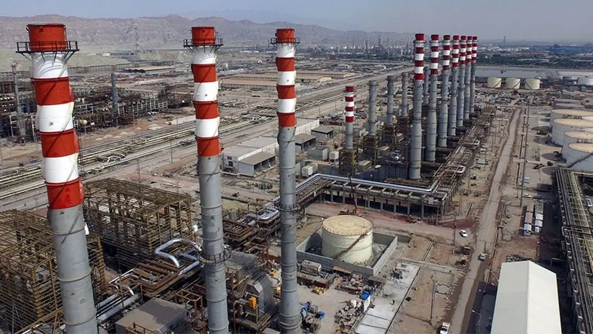 سهم 35 درصدی پالایشگاه ستاره خلیج فارس در تامین بنزین ایران