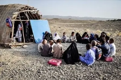 از مهدکودک دوزبانه شمال تهران تا خاک‌نشینی کودکان در اسفکه چابهار/ فرزندان کارگران محروم از «آموزش کیفی»