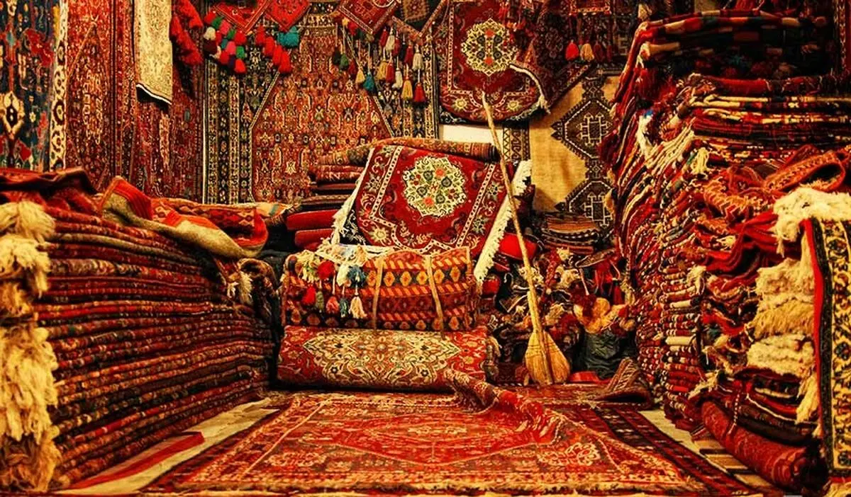 از دستمزدهای پایین و فقدان پوشش بیمه‌ای تا رکود حاکم بر بازار؛ نقشی بر دار قالی استان مرکزی