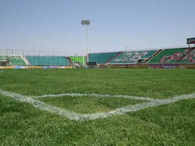 ورزشگاه فولادشهر آماده میزبانی ذوب‌آهن - آیزاول (عکس)