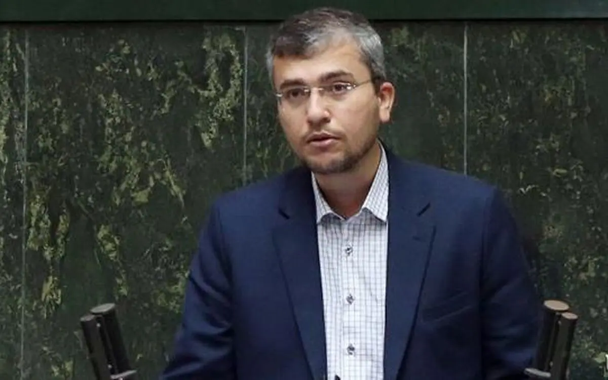 نفوذ رانت‌خواران در دولت خطرناک‌تر از نفوذ جاسوس دشمن است