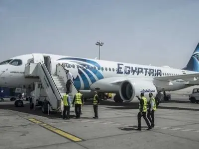 تعلیق پروازها در مصر از روز پنج‌شنبه در پی شیوع کرونا