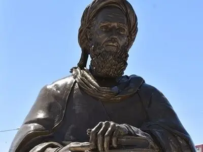 «حرکت قطعیه» در مکتب فلسفی شیراز: مطالعه موردی حاشیه ملاعبدالله یزدی بر حاشیه قدیم جلال‌الدین دوانی
