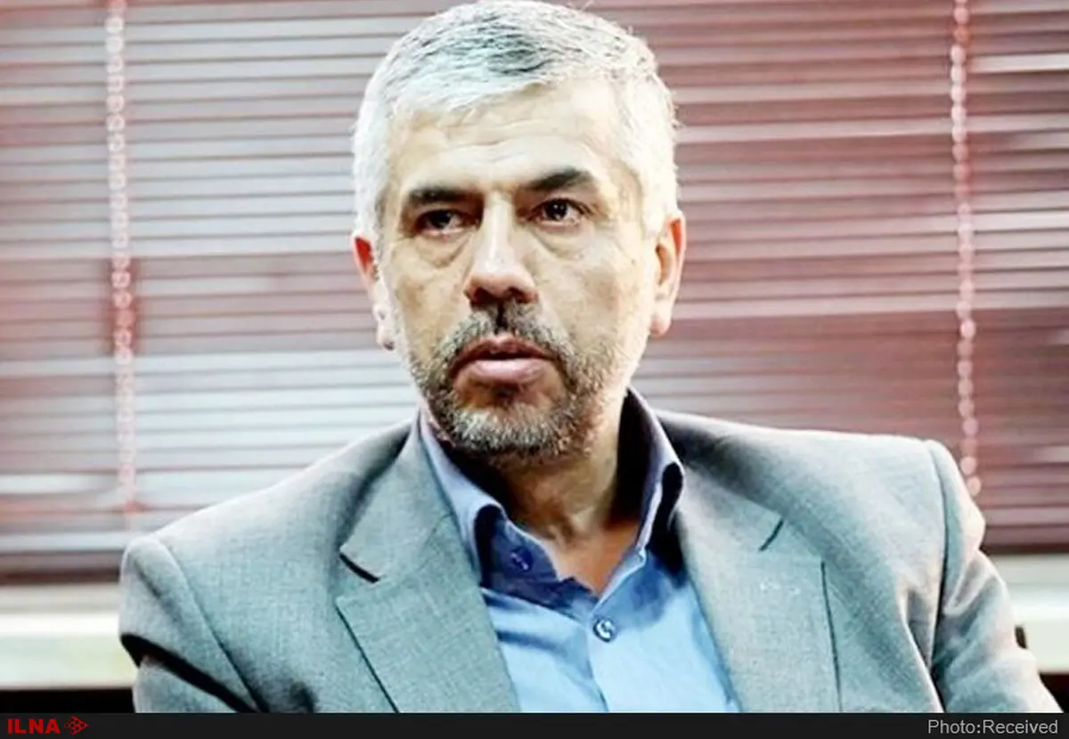 عادی شدن ساعت کار ادارات اشتباه است/ با تعطیلی دو هفته‌ای می‌توانیم شیوع کرونا را کنترل کنیم/ در تبریز جلوی رشد صعودی ویروس گرفته شد