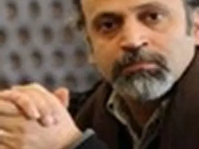 باید ترس از نگاه تخصصی و سازمانی را کنار بگذاریم