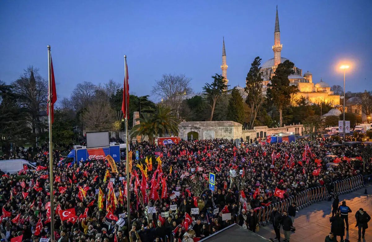 برگزاری تظاهرات مخالفان اردوغان در استانبول