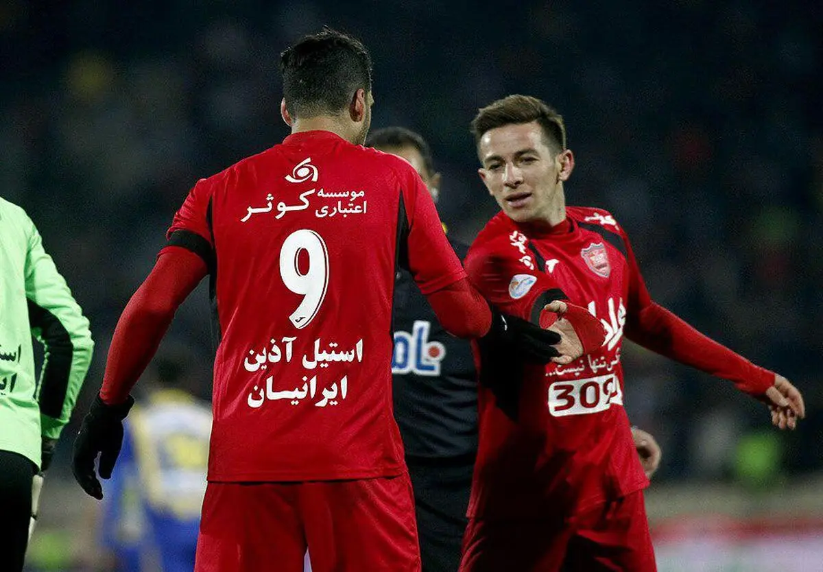 آغاز مذاکره پرسپولیس با طارمی و احمدزاده