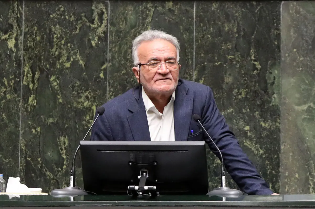 حل مشکلات معیشتی مردم، اولویت اصلی است