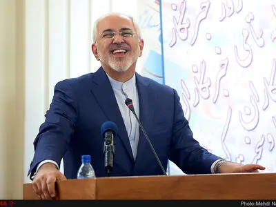 ظریف: پارادایم سلطه و قدرت همچنان در عرصه بین‌الملل وجود دارد