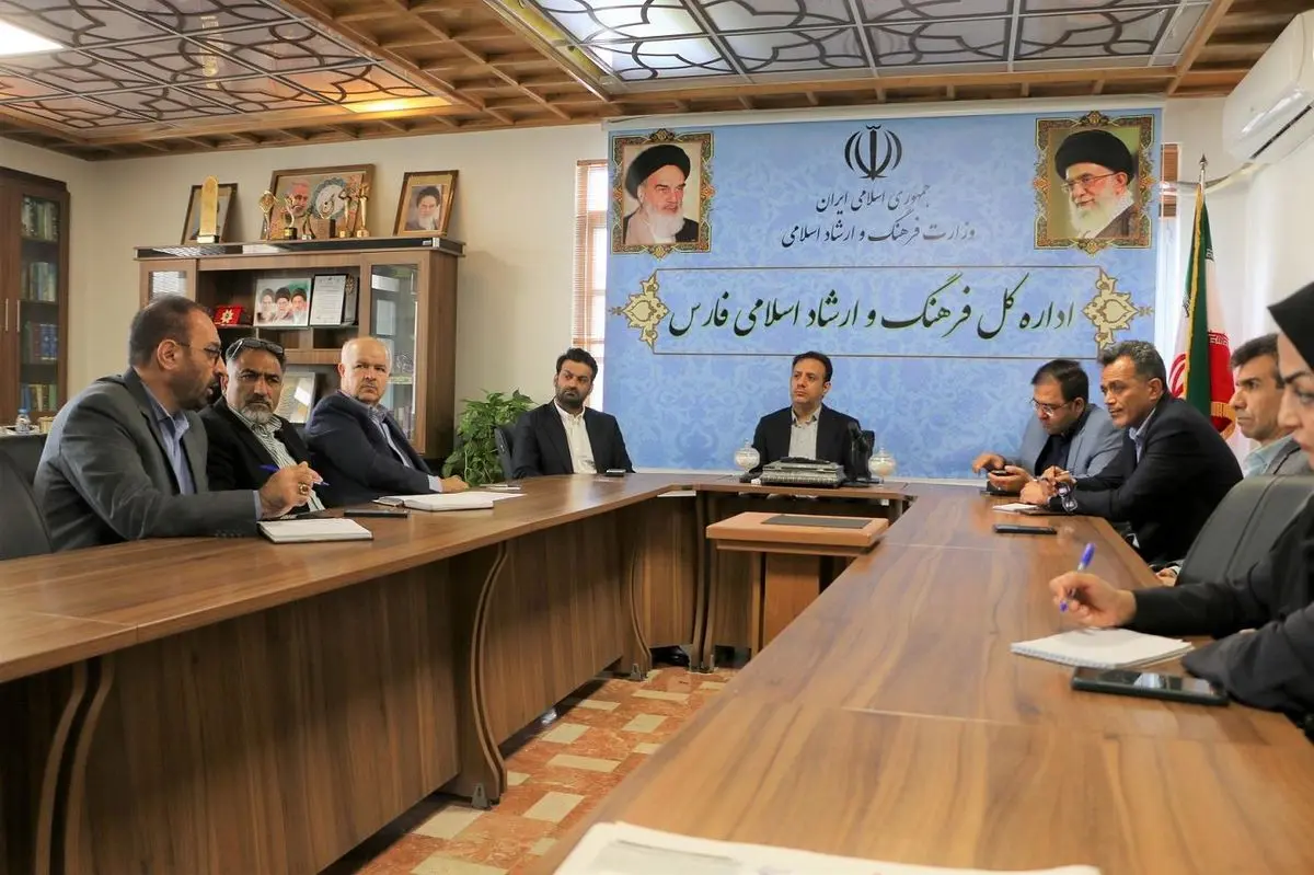 سعدی شاعر دوستی و ارتباطات انسانی است /گل‌باران آرامگاه سعدی در اردیبهشت شیراز