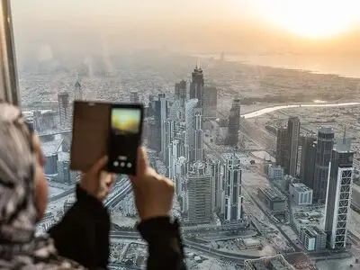 قیمت موبایل و لپ تاپ در دبی