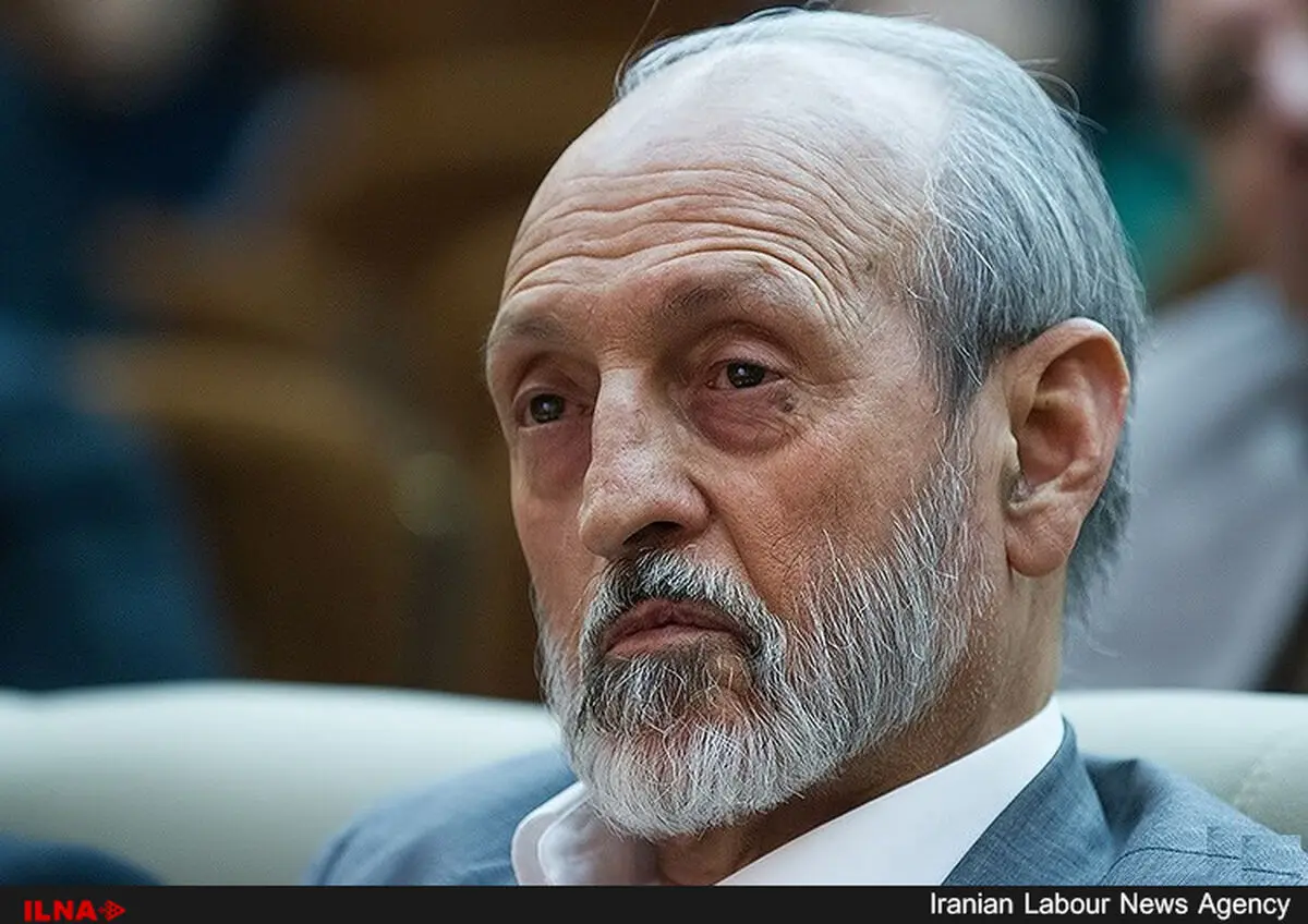اگر اصول قانون اساسی اجرایی می‌شد، این میزان مشکل نداشتیم
