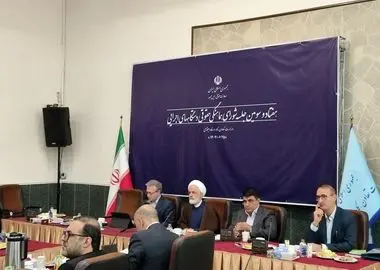 مدارا با مردم و خدمت به آن‌ها مهم است/ وزارت کار پای شایسته‌سالاری ایستاد و هزینه داد