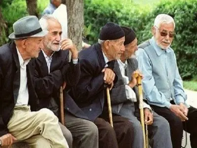 به دنبال جلوگیری از "سالمندآزاری" و "پیری‌ستیزی" هستیم/ اجرای سند ملی سالمندی در سال ۱۴۰۱
