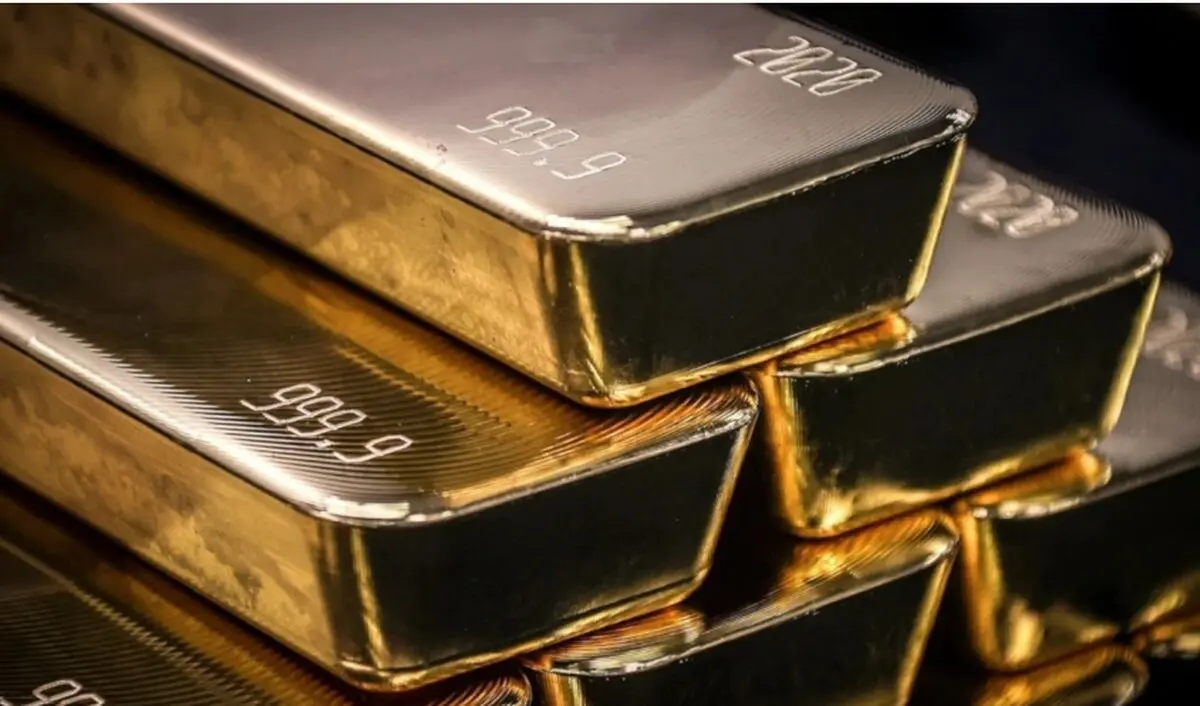 الذهب یواصل صعوده متجاوزاً 5500 دولار
