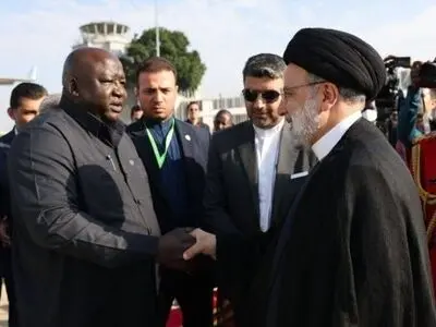 رئیسی «کامپالا» را به مقصد «هراره» ترک کرد