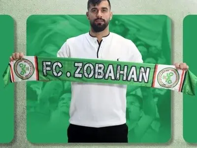 مدافع ذوب‌آهن قراردادش را تمدید کرد