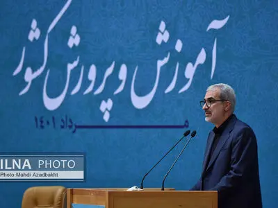 تلاش برای تحقق الگوی تعالی مدرسه مبتنی بر سند تحول بنیادین/امسال آموزش مدارس قطعا حضوری است
