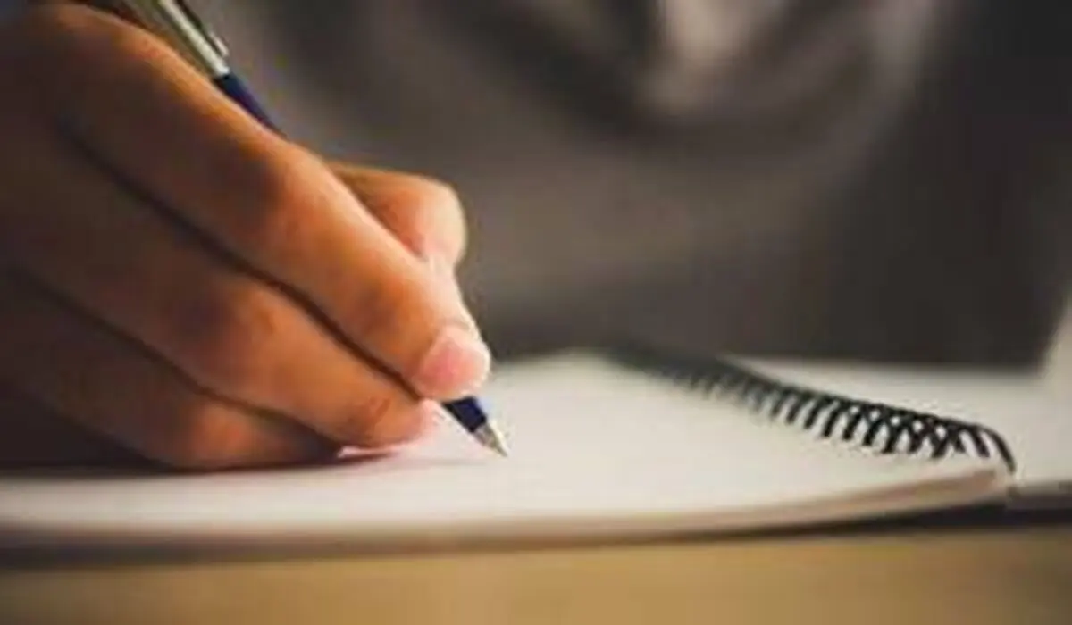 تلاش تاجیکستان برای حفاظت از زبان/ میراث‌بران و صاحبان زبان فارسی بیش از همه مقصرند