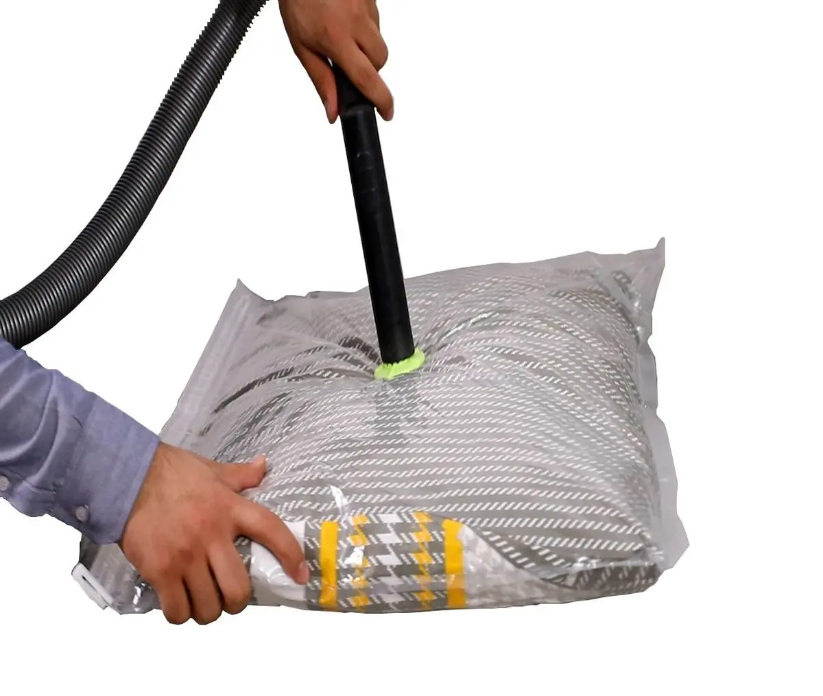 کیسه وکیوم لباس و رختخواب چیست؟