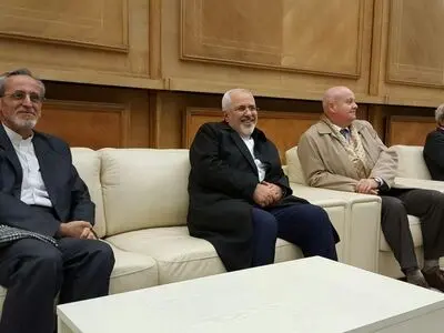 ظریف وارد بخارست شد