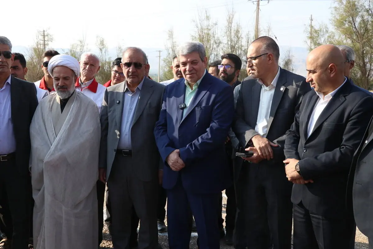 کلنگ‌زنی مجتمع بزرگ فرهنگی، ورزشی و توانبخشی شرق فارس در داراب