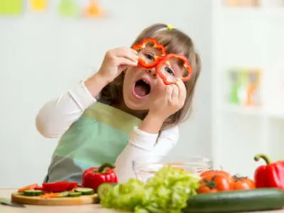 تغذیه و رژیم غذایی مفید و مناسب برای کودکان بیش فعال