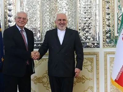اول لقاء بین ظریف ومنسق خارجیة الاتحاد الاوروبی بایران 