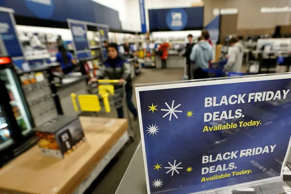 Black Friday in the United States sets a record for online sales
