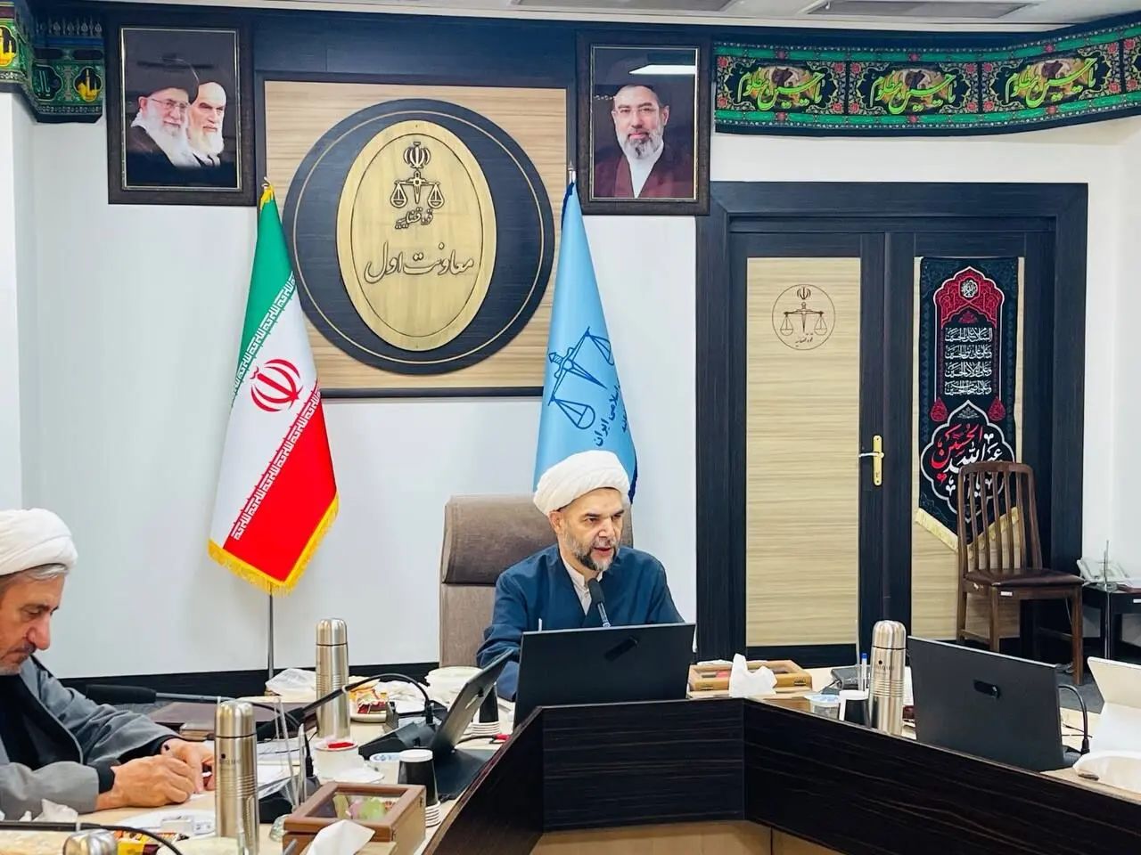 بررسی آخرین تمهیدات و اقدامات قضایی همزمان با تجاوز دشمن آمریکایی در استان‌های جنوبی با حضور معاون اول قوه قضاییه