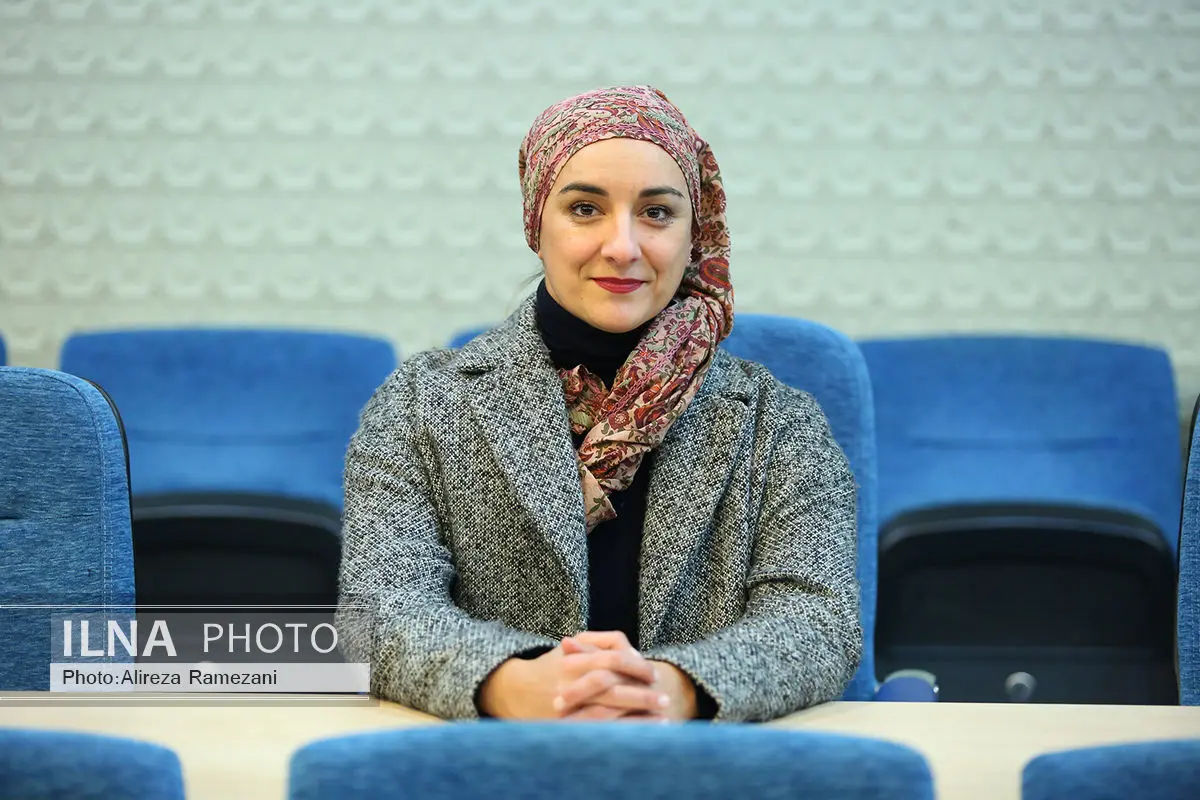فرم بازیگری بازیگران تئاتر ایران را در هیچ جای دنیا ندیدهام