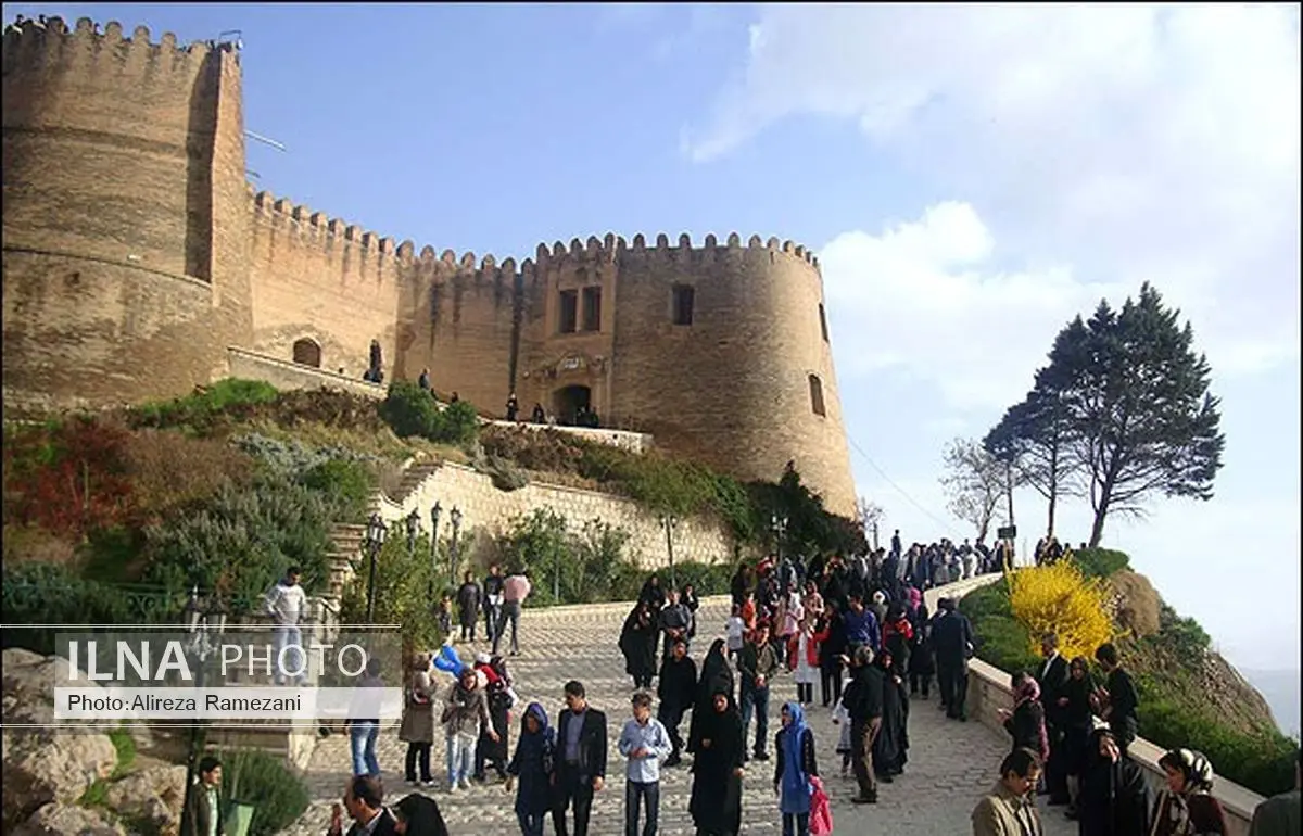 بازدید سه هزار و 216 گردشگر نوروزی از قلعه فلک الافلاک خرم آباد