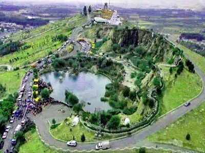 بهره گرفتن از تمام امکانات جهت تبدیل شدن بروجرد به مقصد گردشگری