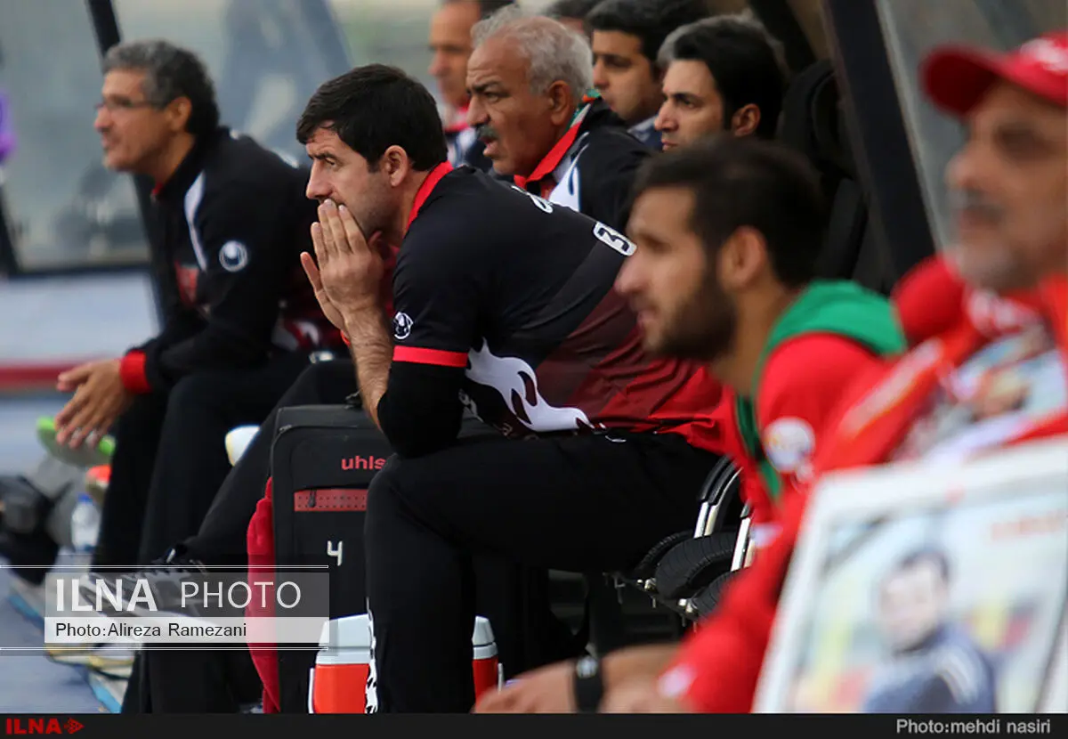 بی‌اعتنایی باشگاه پرسپولیس به قرارداد باقری