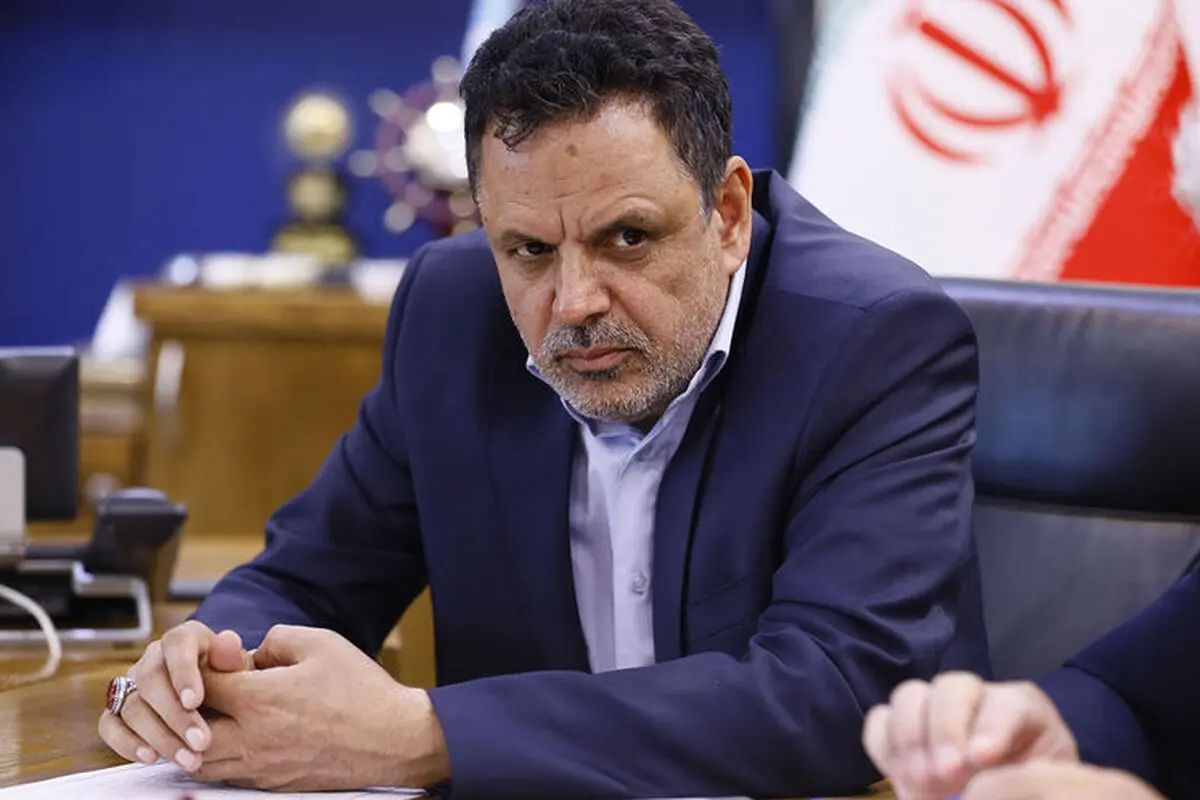 اخبار و اعداد واردات بنزین کذب است