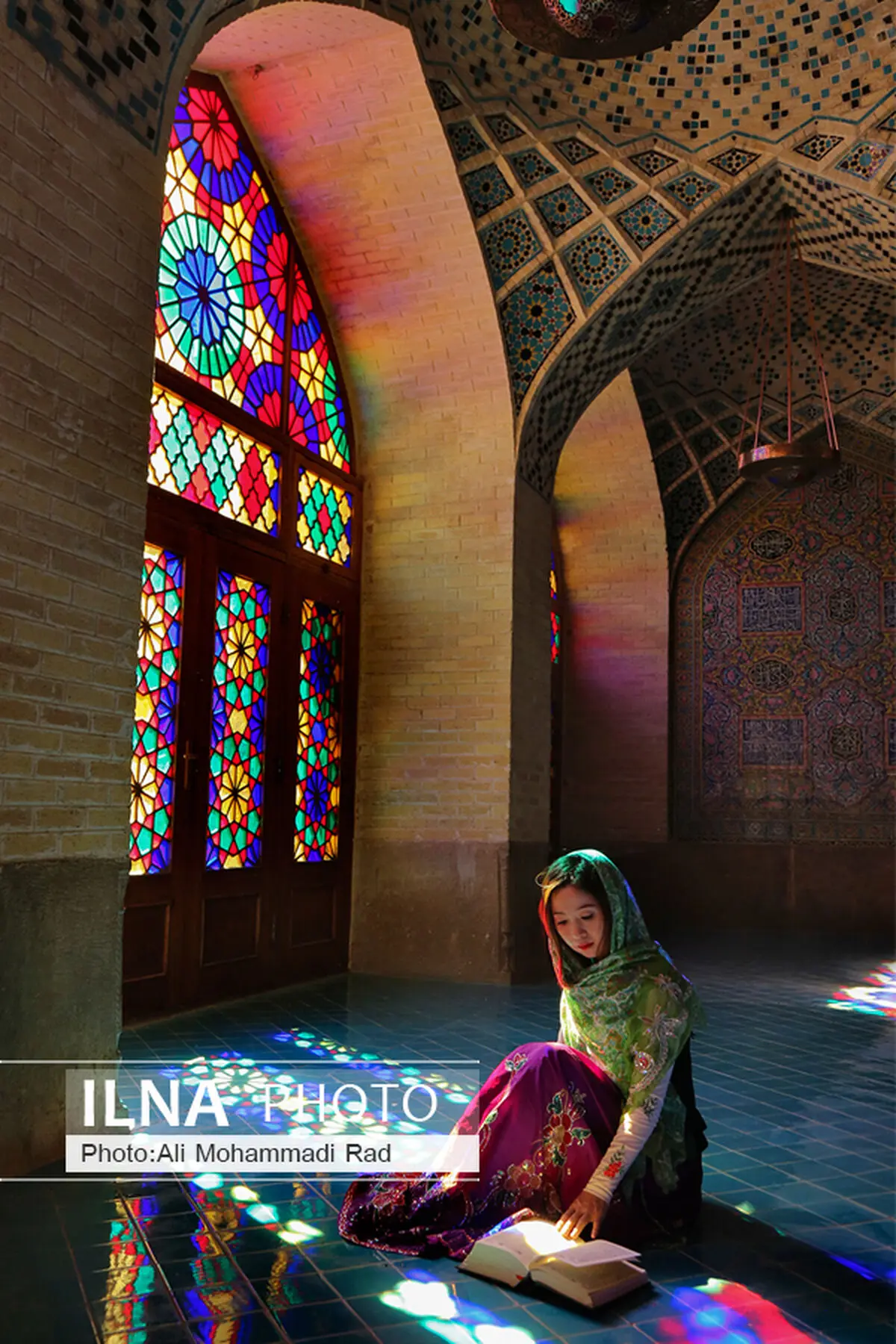 خواهر خواندگی‌ها فقط در حد یک تفاهمنامه است/ ایجاد خواهر خواندگی بدون رفت و آمد فایده‌ای ندارد/ کارنامه صفر  نمایندگان در گرفتن مطالبات گردشگری استان /جاذبه های گردشگری فارس فقط حافظیه و سعدیه نیست 