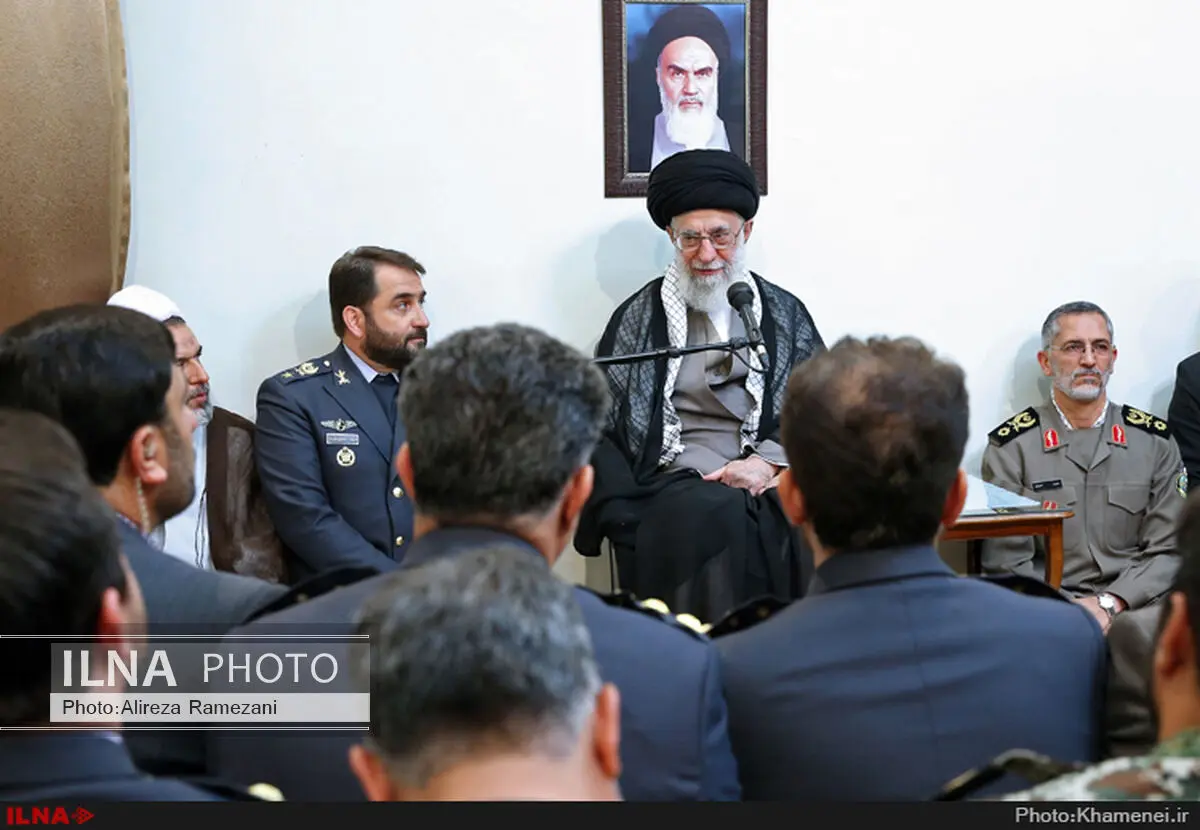 دشمن اگر تهاجم کند، ضربه محکمی می‌خورد/ می‌خواهند بدون دفاع بمانیم