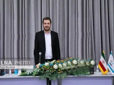 ایجاد پنجره واحد خدمات وزارت کار و پیاده‌سازی سیستم احراز هویت یکپارچه جهت تسهیل خدمت/ امکان ساختن پروفایل واحد برای کارگران و بیکاران با اتصال تمامی سامانه‌ها