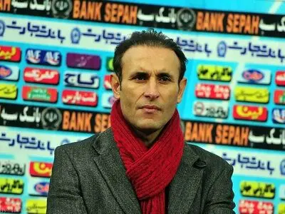 گل‌محمدی: تساوی به درد ما و استقلال نمی‌خورد/ امیدوارم فردا روز خوب حق‌وردی باشد