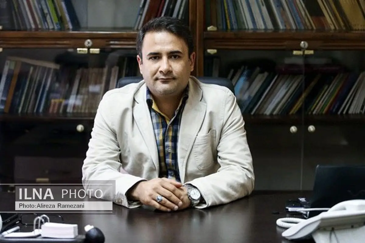 مشاور اجرایی بنیاد رودکی استعفا داد