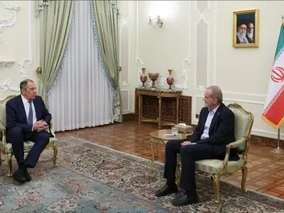بزشكيان: بإمكان إيران وروسيا أن تؤديا دورًا فاعلًا في تعزيز السلام والامن المستدام والنظام متعدد الأطراف