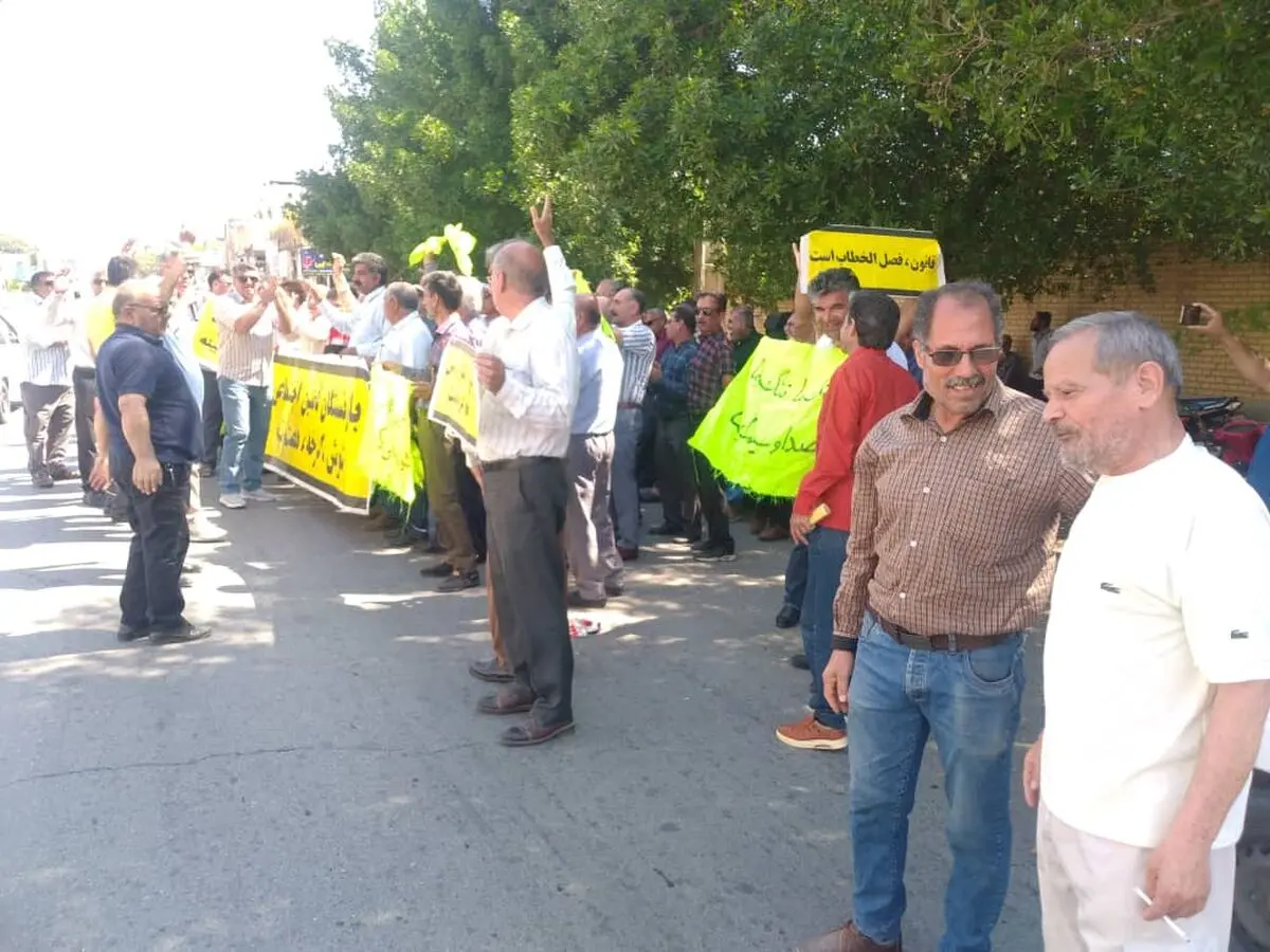 بازنشستگان دیگر رمق ندارند/ نگرانی فرودستان از گرانی بنزین