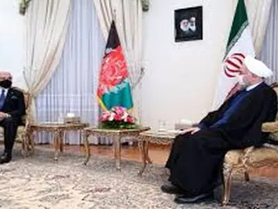 روحانی مستقبلا عبدالله عبدالله: الحوار السیاسی الحل الوحید لمشاکل أفغانستان