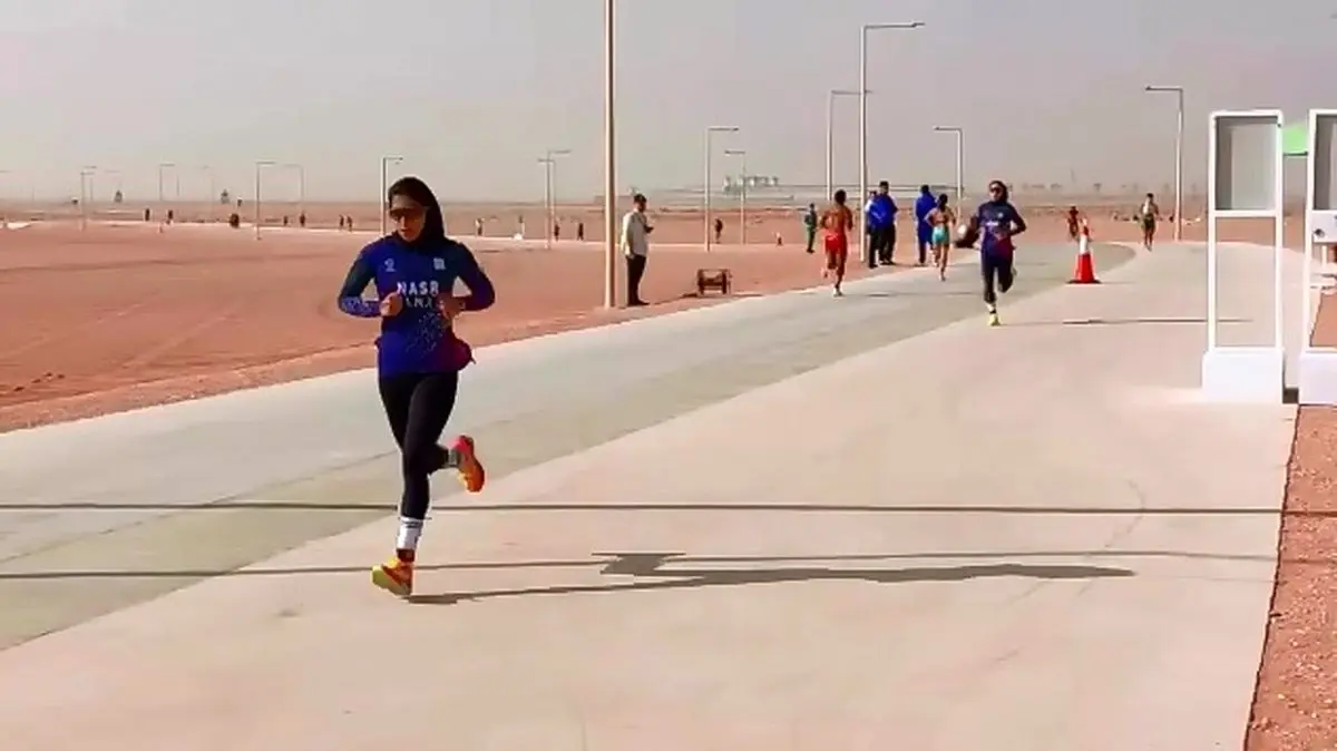 لحظاتی از رقابت ریحانه خاتونی، حدیث نصر آزادانی، فائزه عابدینی‌نژاد سه نماینده دوگانه کشورمان در بخش نخست دویدن + فیلم