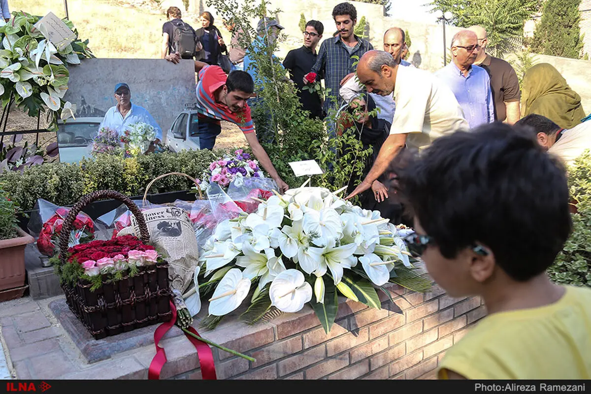 گردهمایی سینماگران همزمان با دومین سالگرد درگذشت کیارستمی+عکس