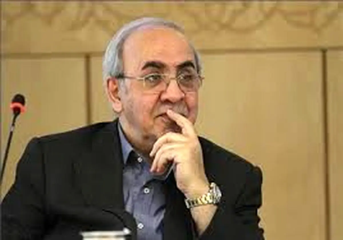 صادرات ۵۰ میلیارد دلاری محصولات غیر نفتی در سال ۹۳/ افزایش صادرات به اندازه یک سنت عبادت است