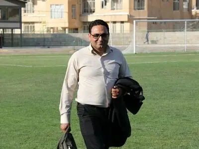 افسری: تا به حال 20 بازیکن را با قرارداد چند ده میلیاردی به گل گهر فرستاده‌اند/ هیچ بازیکنی از استقلال، پرسپولیس و سپاهان در فهرست قلعه‌نویی نیست