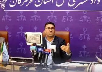 تشکیل ۳۰۳ پرونده قضایی برای سرکردگان قاچاق سوخت در بندرکلاهی میناب
