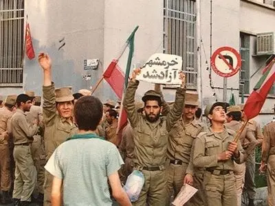 سینمای جنگ را باید "درست" نشان داد نه "درشت"